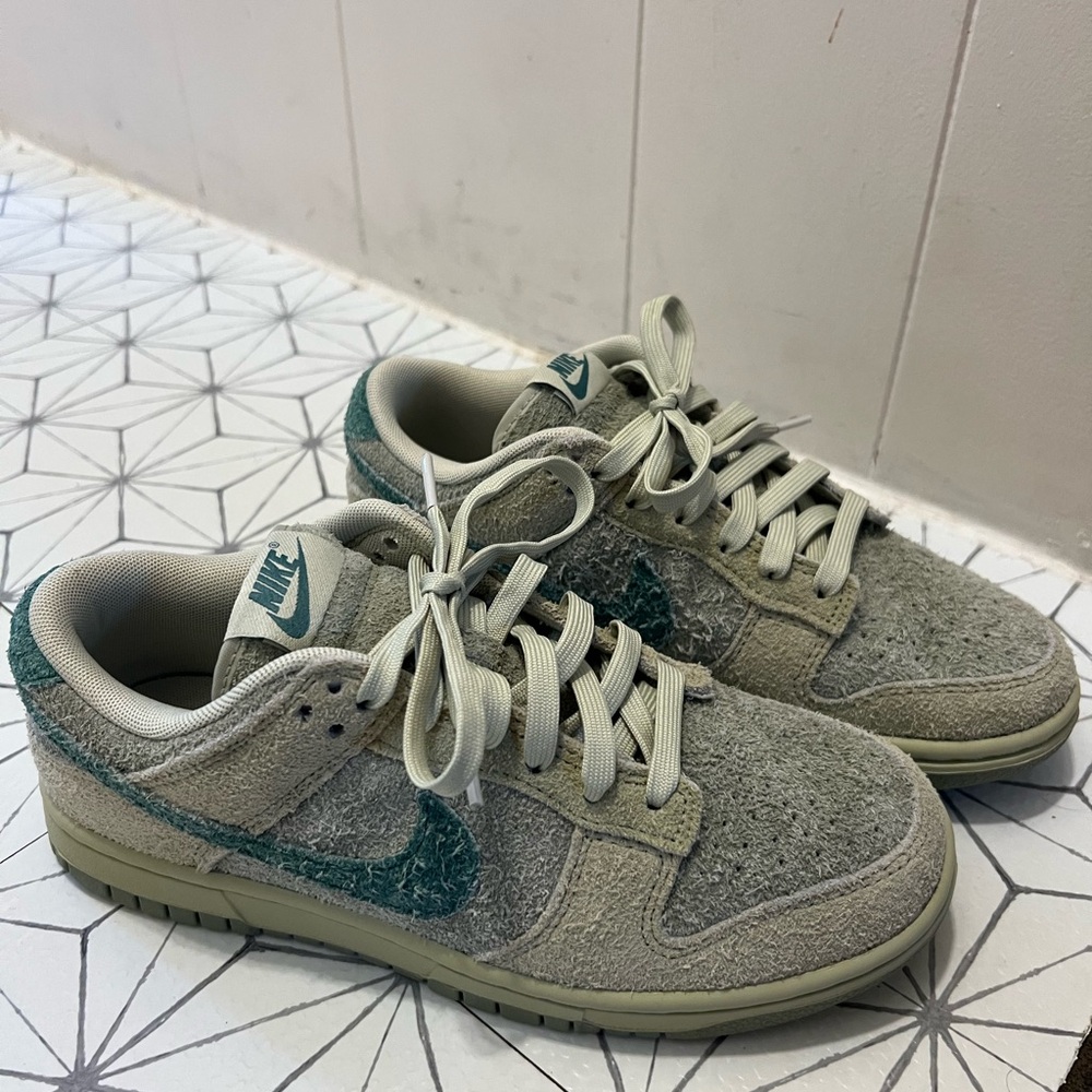 Green Nike dunks low